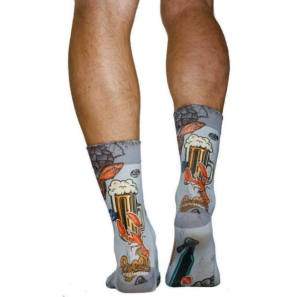 wigglesteps-grey-retro-beer-socks-34425995