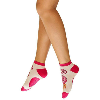 powder-cream-paisley-floral-trainer-socks-34433838