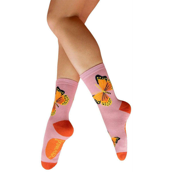 powder-pink-beautiful-butterflies-ankle-socks-35502664