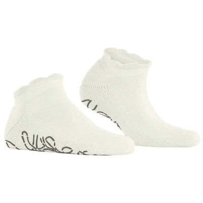 falke-white-soft-elegance-house-socks-34426573