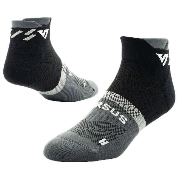 versus-black-running-ankle-socks-35507189