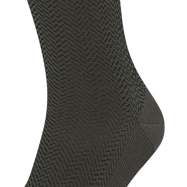 falke-green-airport-herringstripe-socks-35839086