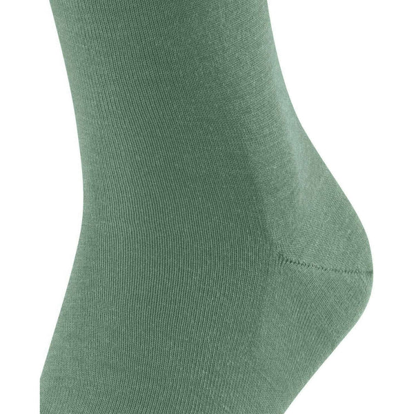 falke-green-airport-socks-35899365