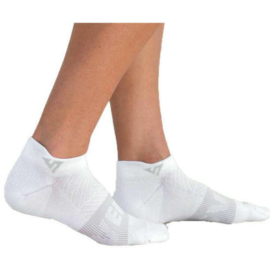 versus-white-velocity-trainer-socks-35507229