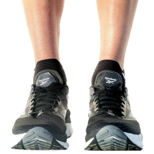 versus-black-running-ankle-socks-35507190