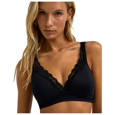 Falke Black Delicate Touch High Apex Bra