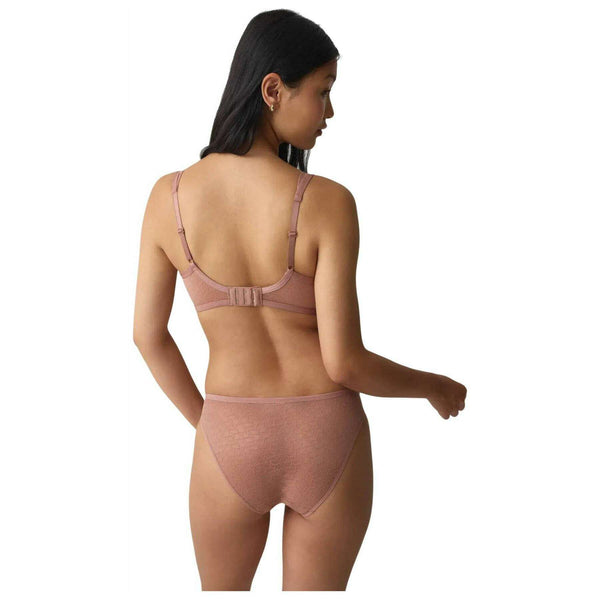 Triumph Beige Signature Sheer Minimizer Bra
