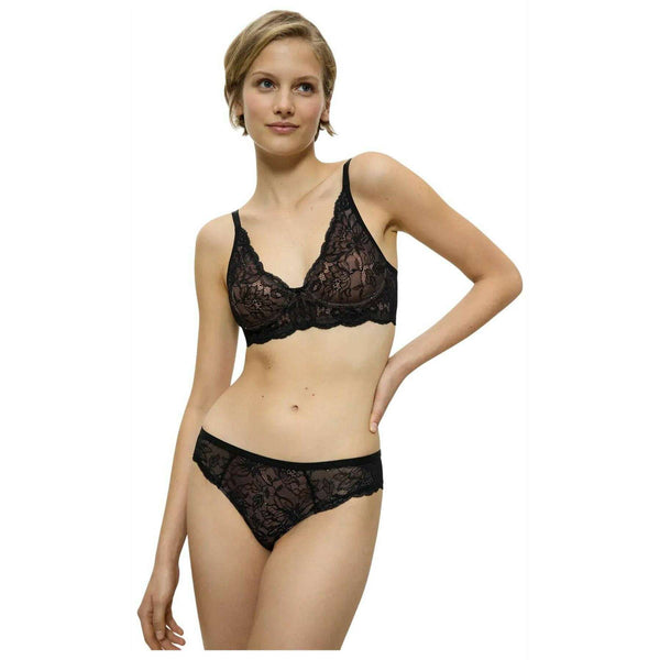 Triumph Black Amourette Charm Non Wired Bra