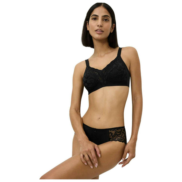 Triumph Black Delicate Doreen Non Wired Bra