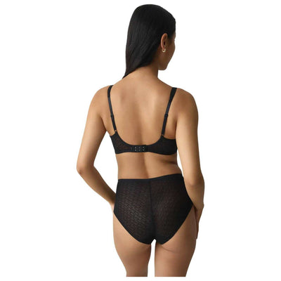 Triumph Black Signature Sheer Minimizer Bra