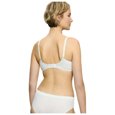 Triumph Cream Body Make Up Soft Touch Wired Bra