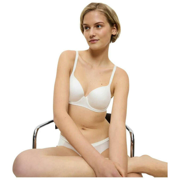 Triumph Cream Body Make Up Soft Touch Wired Bra