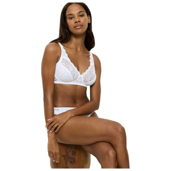 Triumph White Amourette Non Wired Bra