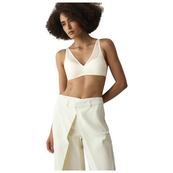 Triumph White Signature Sheer Non Wired Bra